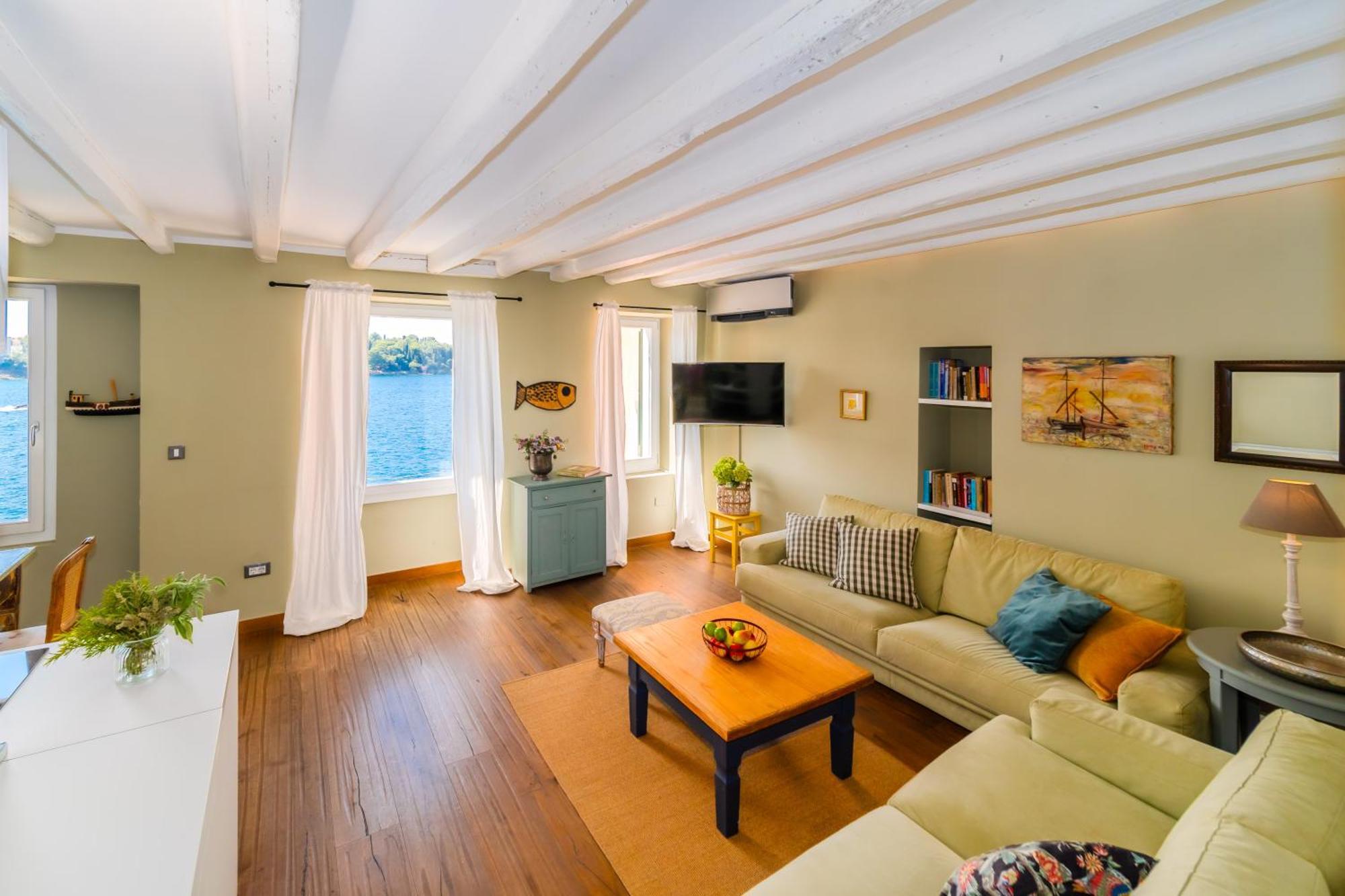 Apartment Mediterraneo Rovinj Eksteriør billede
