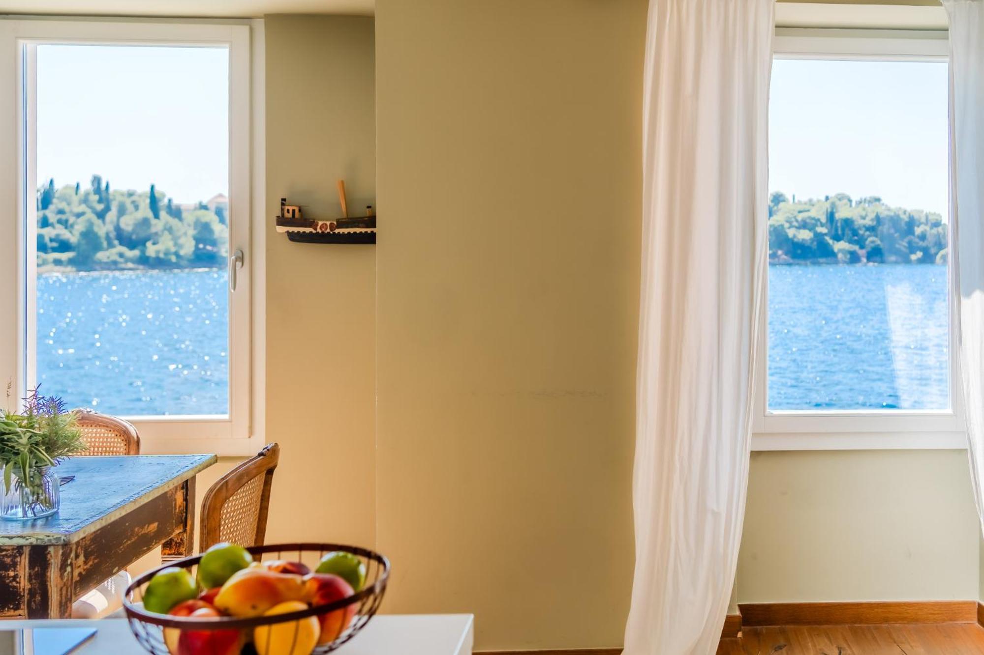Apartment Mediterraneo Rovinj Eksteriør billede